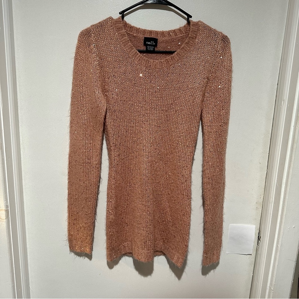 RUE 21 BRAND NEW SPARKLY TAN/CORAL SWEATER SIZE SMALL! NWOT!! #134